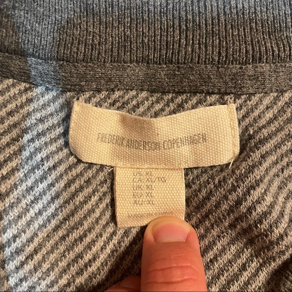 Gray & White Striped Sweater - Picture 3 of 3